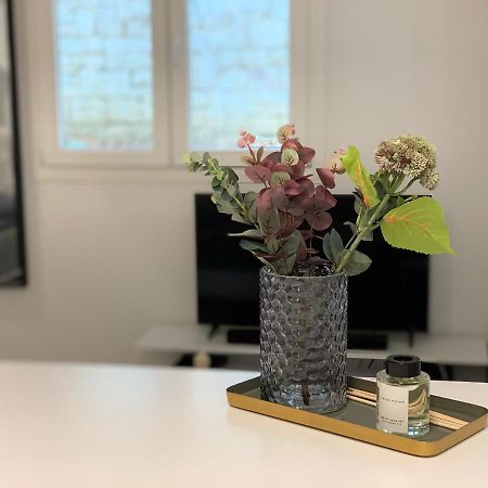 Renovated Apartment In Kifissia Center Near Metro G25 Aten Exteriör bild