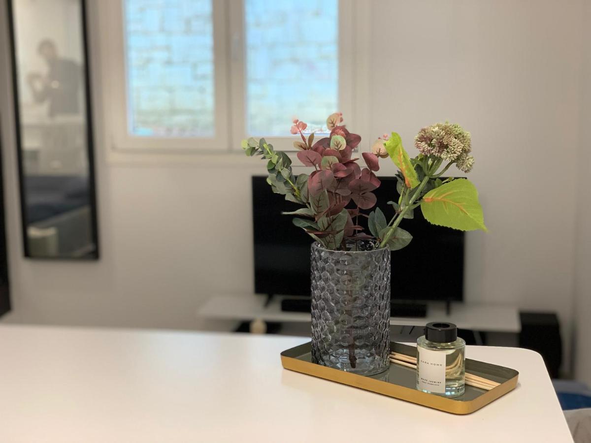 Renovated Apartment In Kifissia Center Near Metro G25 Aten Exteriör bild